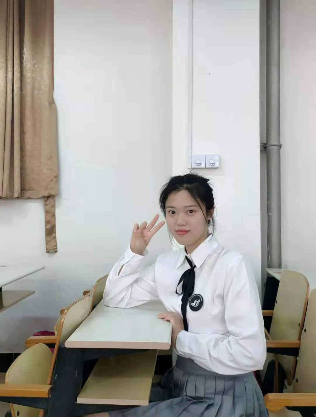李丽